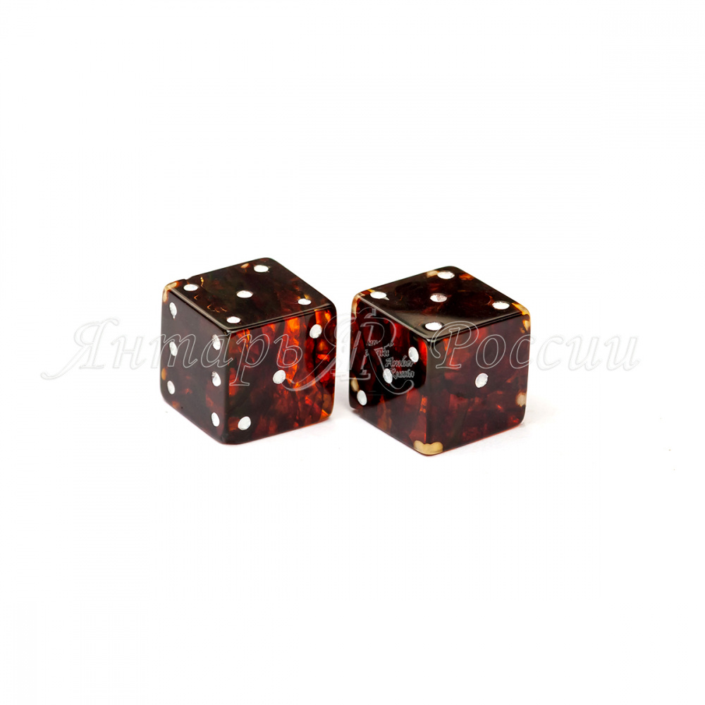 Кости игральные из янтаря